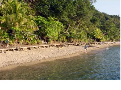 Beach Solitude — Cayos Cochinos, Honduras