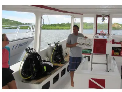 Thorough Dive Briefings — Roatan Island, Honduras – CoCo View Resort