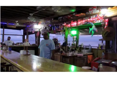 Post-Dive Snacks — Roatan Island, Honduras – CoCo View Resort