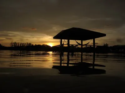 Dusk — Roatan Island, Honduras – CoCo View Resort