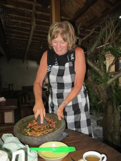 Trust me, it's a lot harder than it looks to make a seasoning paste from raw vegetables and spices!