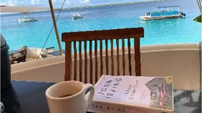 Breakfast by the water